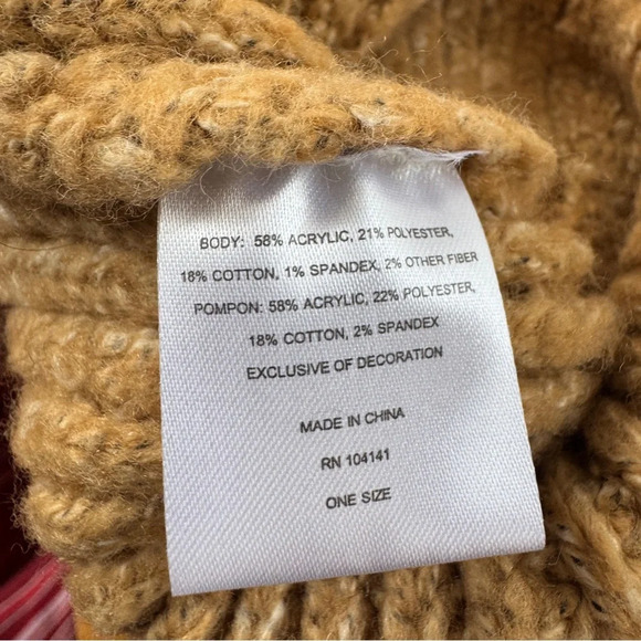 NWT Alpine womens textured cable knit soft lt brown beanie with puff one size - Picture 5 of 5